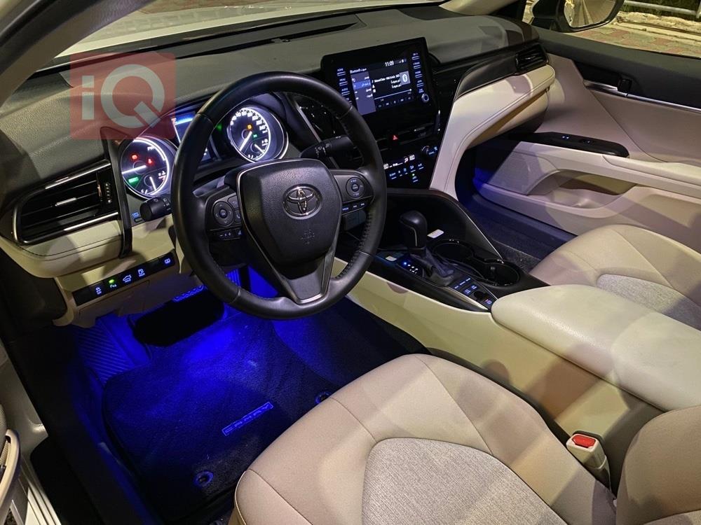 تۆیۆتا کامری